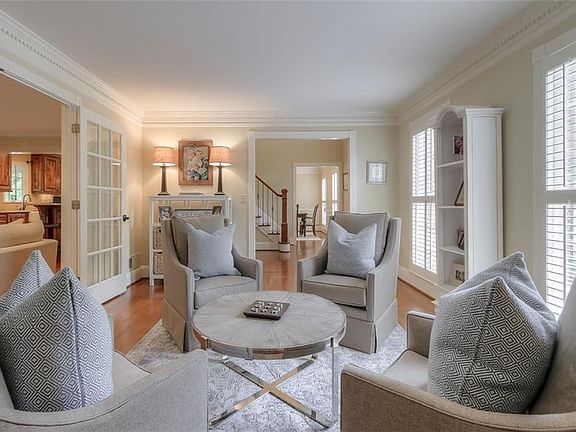 4th image of 375 Dogwood Trl SE