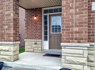125 Walter Sinclair Ct, Richmond Hill, ON L4E 0X4