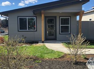 1522 NE Butler Market Rd, Bend, OR 97701