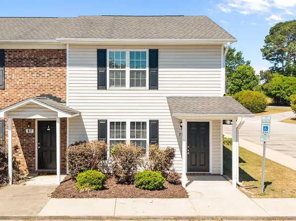 71 Wolf Creek Ln, Lillington, NC 27546