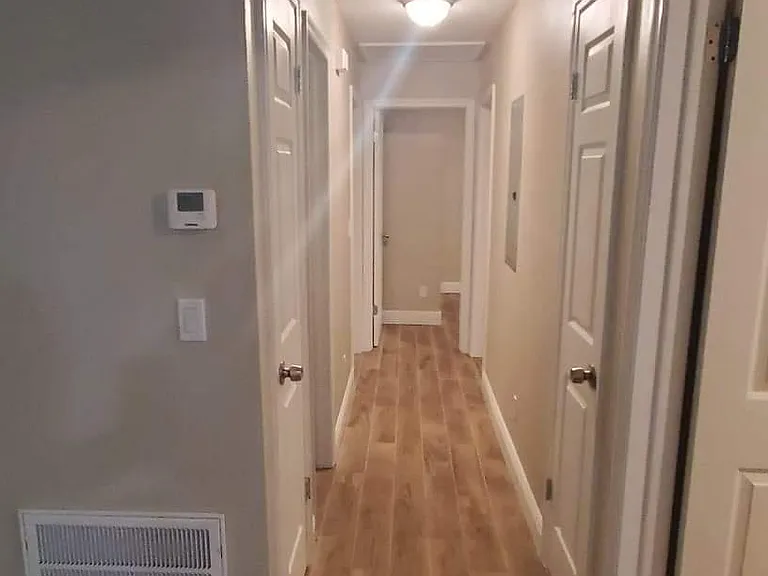 4520 Royal Elm Dr — Photo 3
