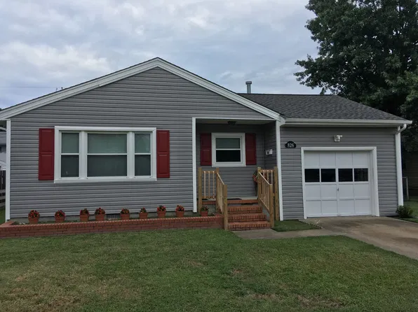 826 Headrow Ter, Hampton, VA 23666