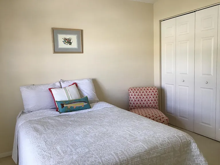1749 Barnstable Rd — Photo 11