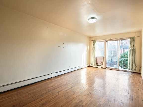 3rd image of 4245 Elbertson St