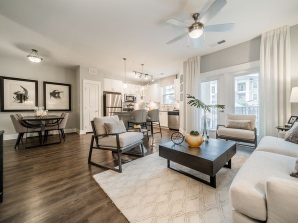 1000 Brynmar Oaks Cir #2715