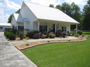 390 Greer Rd, Grenada, MS 38901