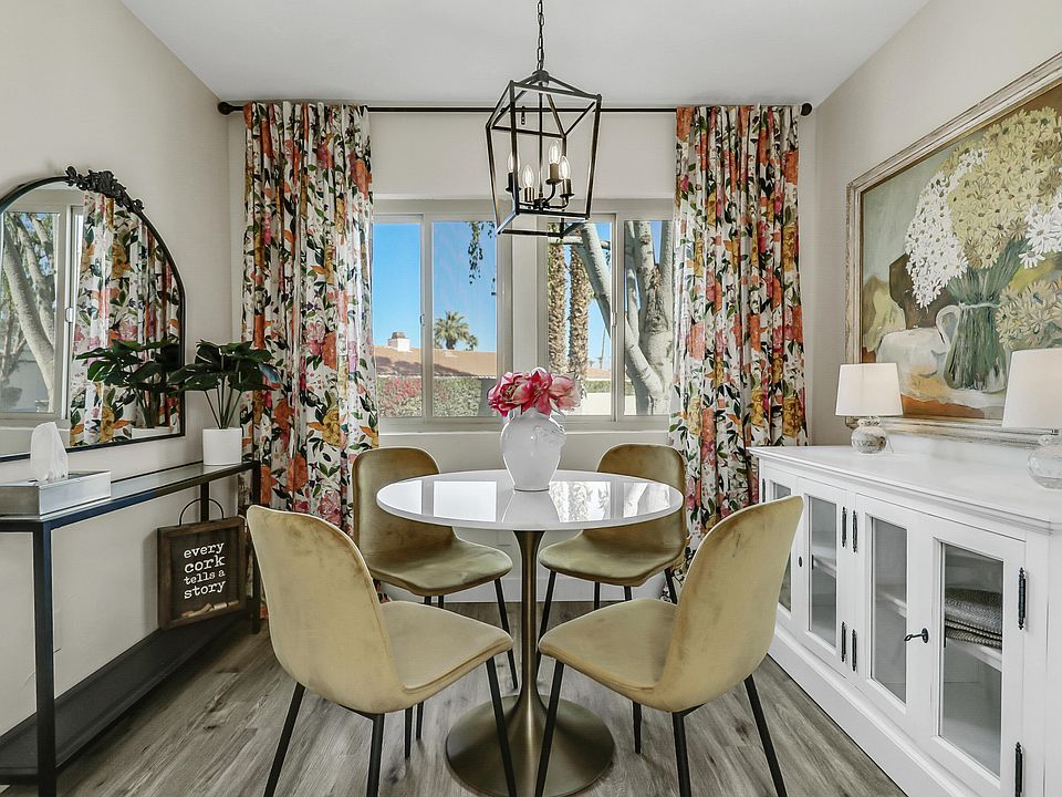 1st image of 74885 Chateau Cir