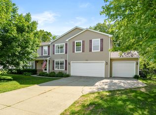 6737 Annandale Dr, Kalamazoo, MI 49009