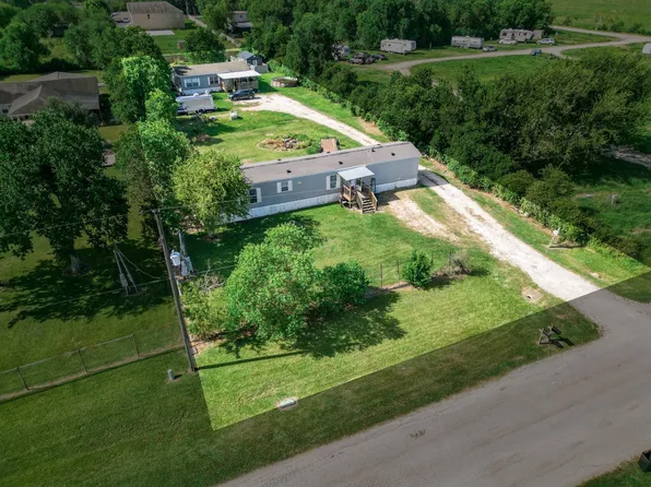 626 S Paloma Dr, Rosharon, TX 77583