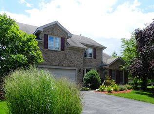 1361 Farmstead Ln, Bolingbrook, IL 60490