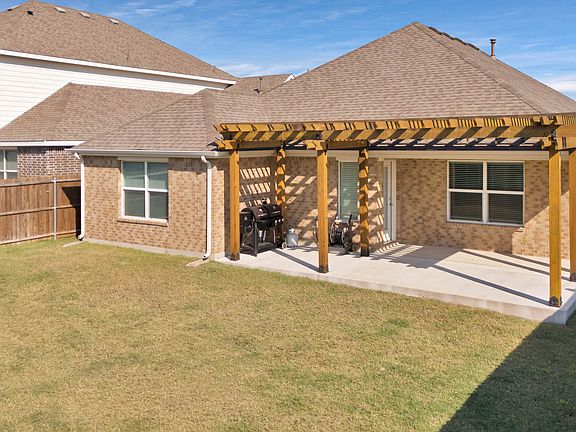 4th image of 2611 Cannon Ct