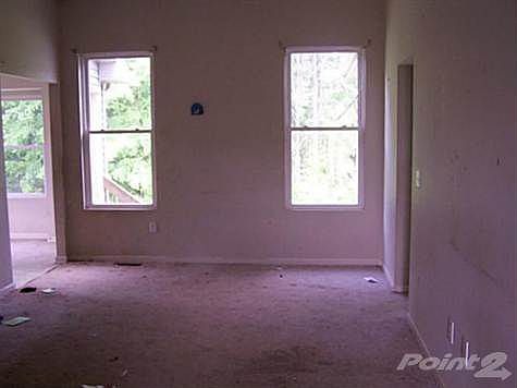 4th image of 7808 Stoney Ln