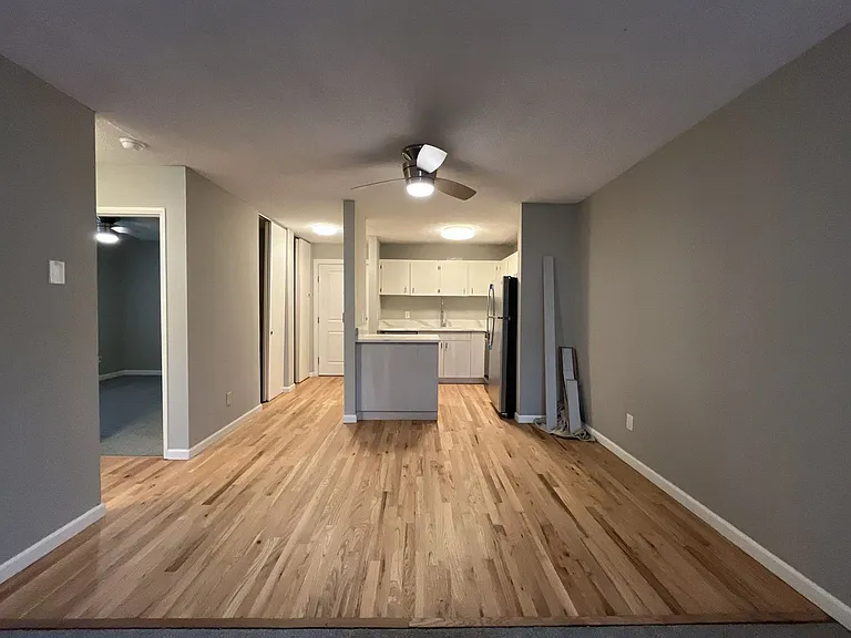 15827 NE Glisan St #3 — Photo 11