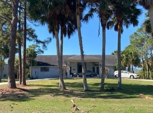 18701 Mach One Dr, Fort Pierce, FL 34987