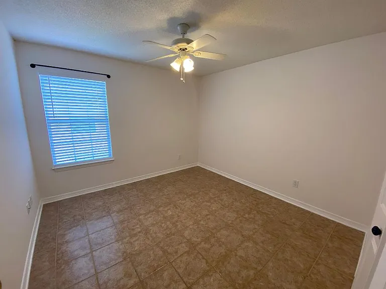 163 Park Pl — Photo 10
