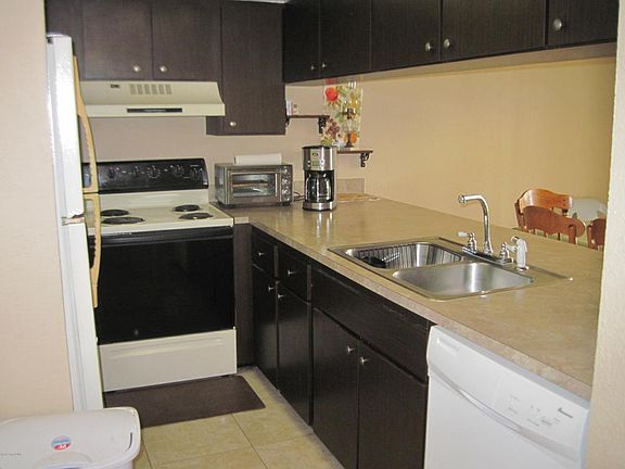 4th image of 1011 Clearmont St NE APT 107