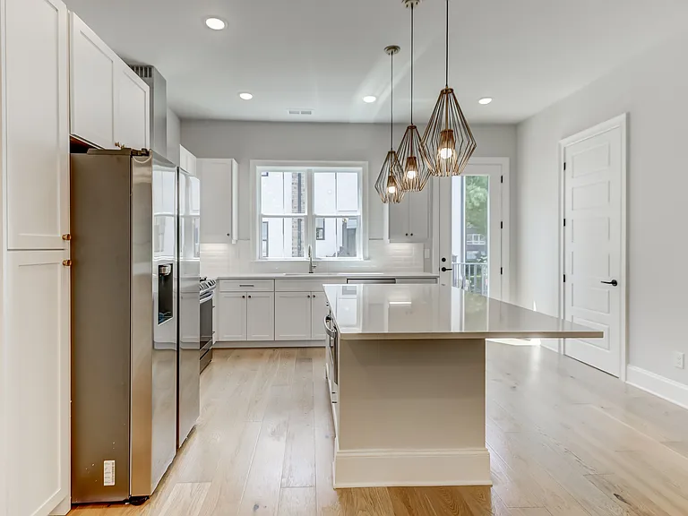 1107 Parkside Greenway Dr — Photo 15