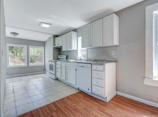 33 Chapin St, West Springfield, MA 01089