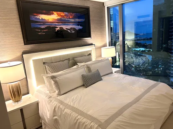 1000 Auahi St, Honolulu, HI