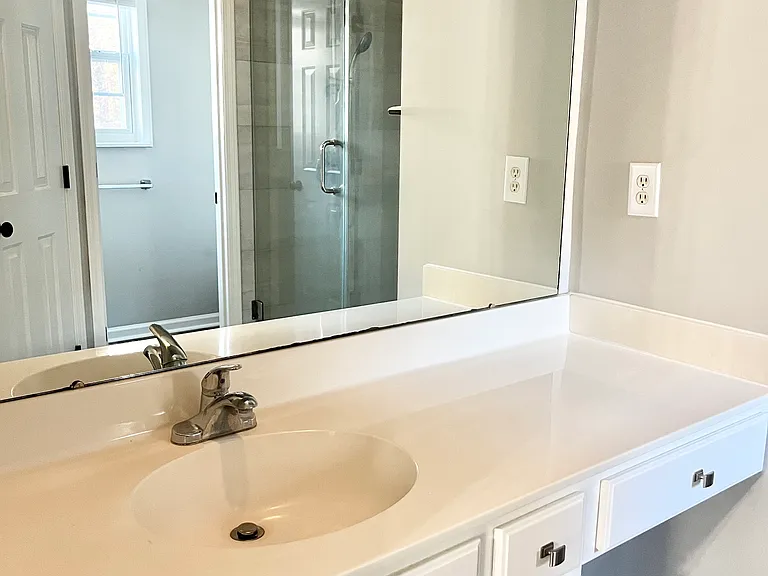 7010 Duchamp Dr — Photo 10