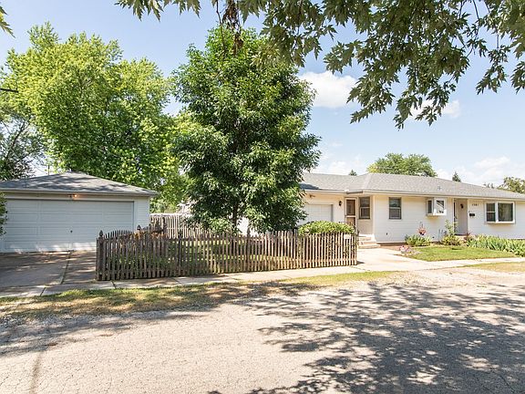 2nd image of 1501 Highland Ave