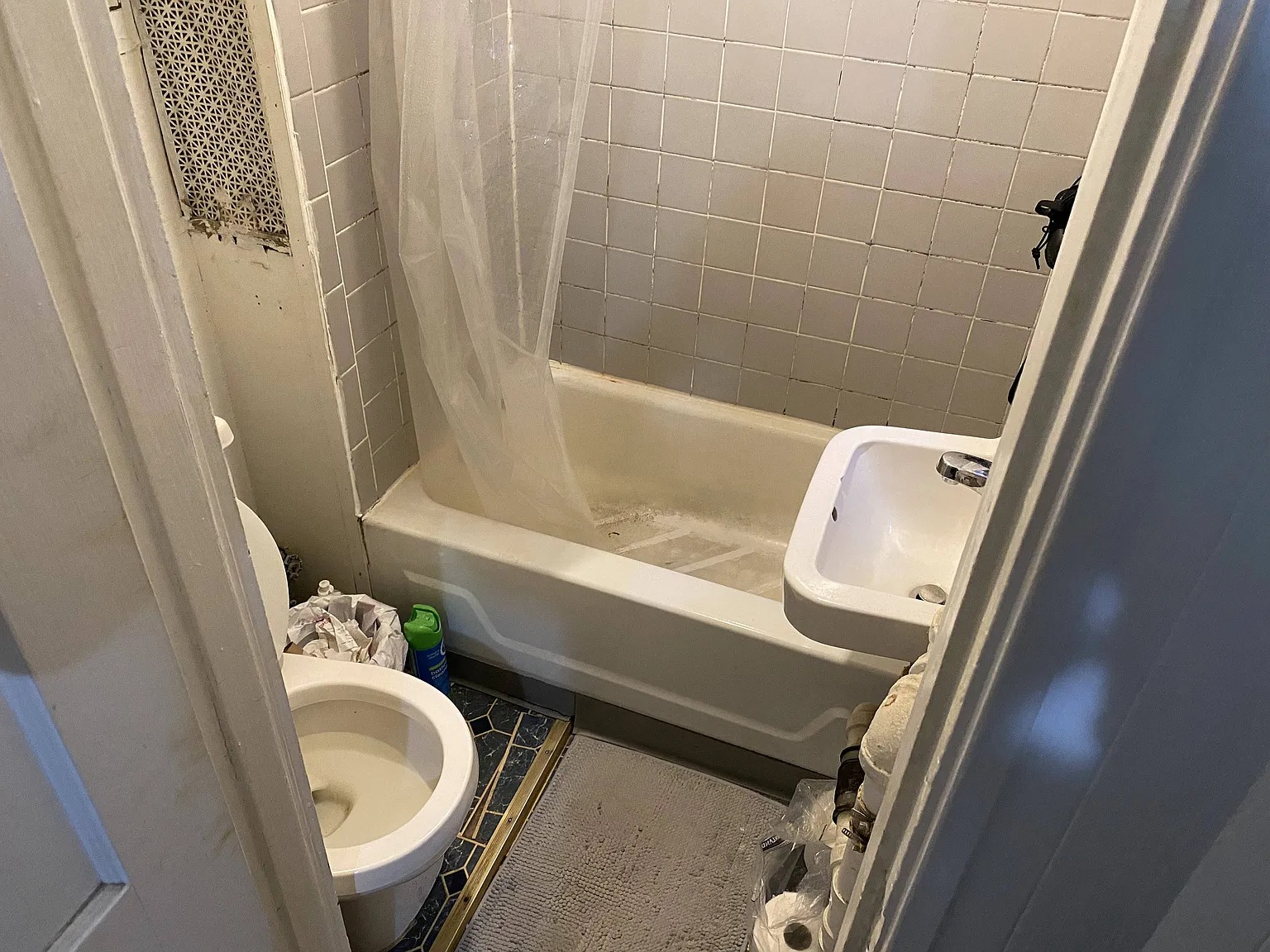 2 bed, 9999 sqft, $2,650 — Photo 4