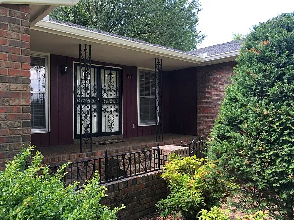 3 bed, 1340 sqft, $2,000 — Photo 3