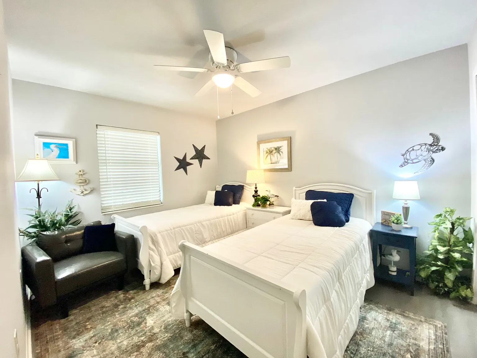 4 bed, 2236 sqft, $2,000 — Photo 2