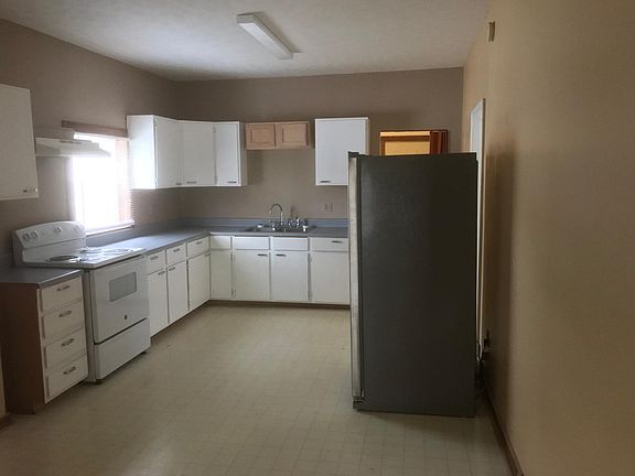 Kitchen- new refrigerator