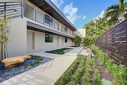 3rd image of 1273 NE 38th St #2