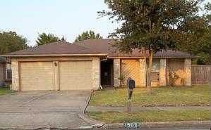 1st image of 1502 Vickery Dr