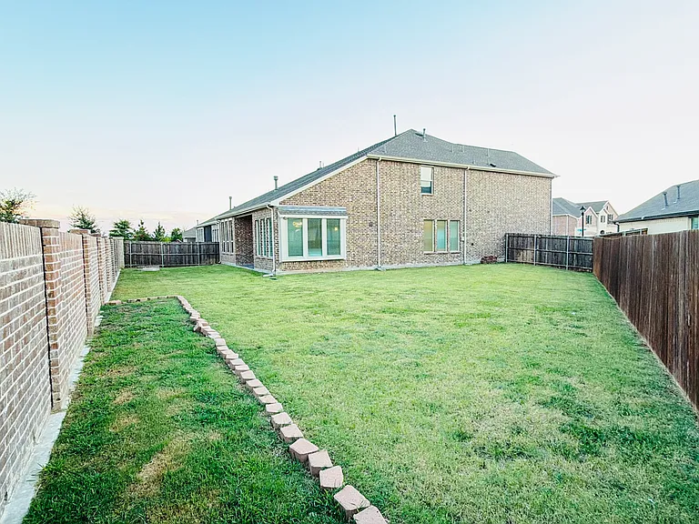 7324 Black Cherry Ln — Photo 43