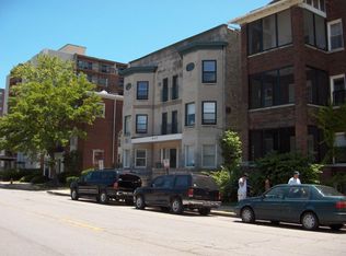 620 Clark St #2, Evanston, IL 60201