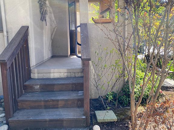 4th image of 17965 Saratoga Los Gatos Rd