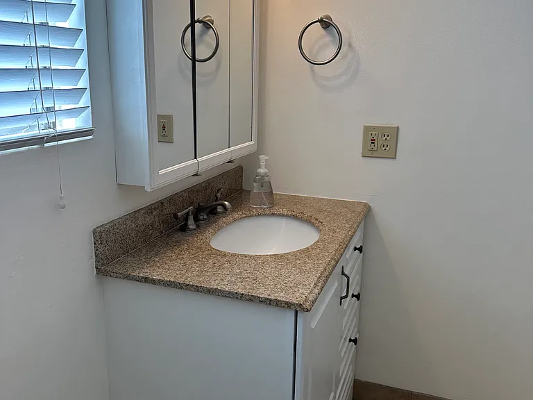228 Hartson St #228 — Photo 11