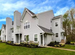 2208 Rabbit Run Rd, Marlton, NJ 08053