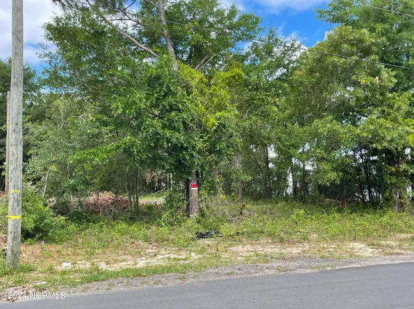 2718 Worth Drive, Wilmington, NC 28412