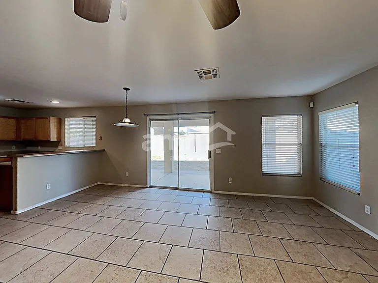 11940 W Charter Oak Rd — Photo 5