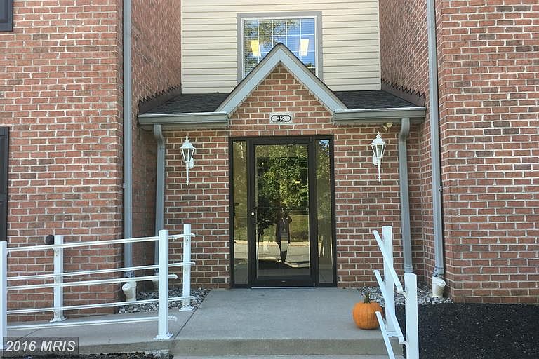 1st image of 32 Bella Vita Ct