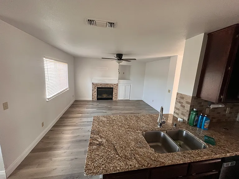 1706 Marsh Dr — Photo 8