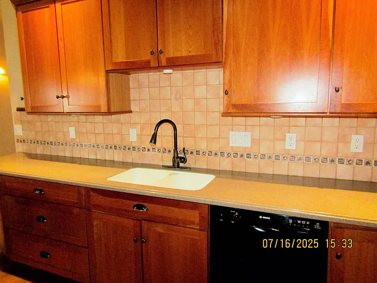 1417 Fir Ct — Photo 8