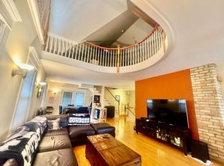 3033 3rd Ave S, Minneapolis, MN 55408