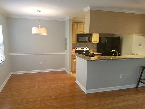 4th image of 106 Alameda Ct