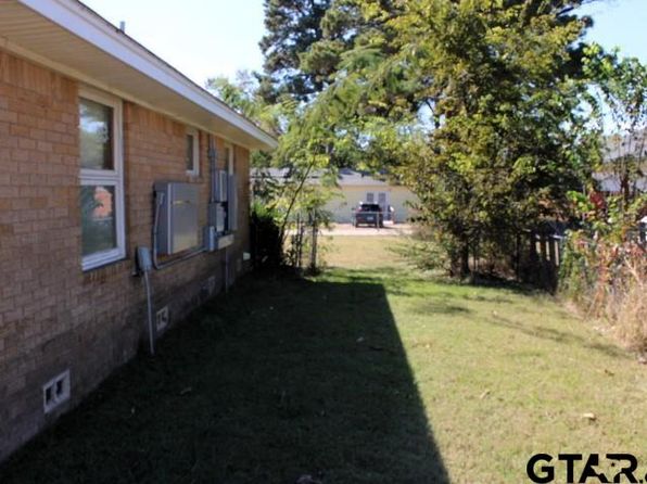 307 Lowry St, Arp, TX 75750