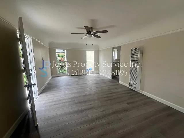 2 bed, 1924 sqft, $2,600 — Photo 3