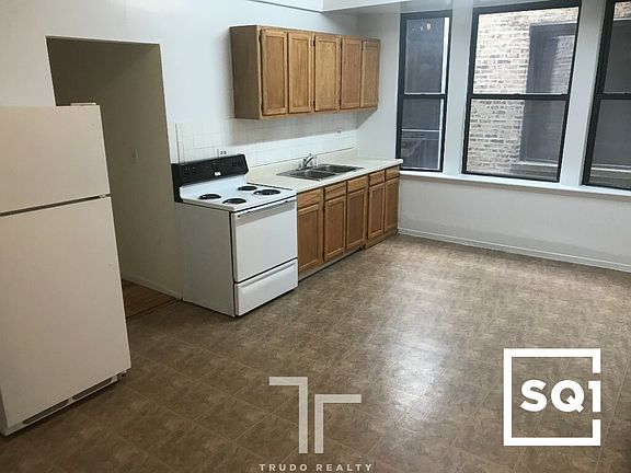 3rd image of 2319 N Kedzie Blvd #Unt2325-1