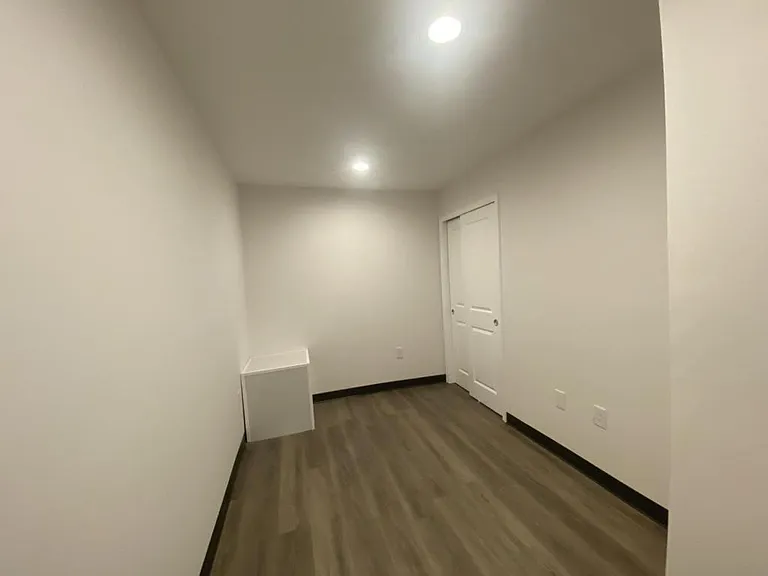 5622 Midwood Ave #1 — Photo 16