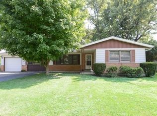 524 Birch Ln, Sycamore, IL 60178