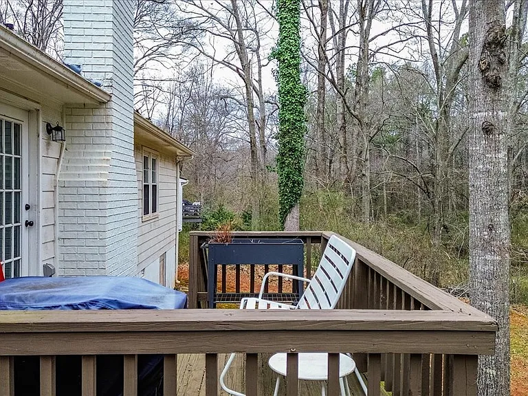 325 Brookstone Dr — Photo 21