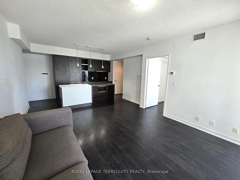 100 Harbour St #2606 — Photo 3